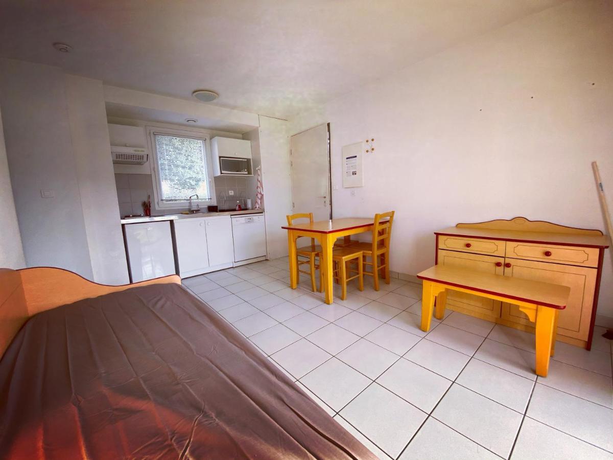 Residence Goelia Pierrefiche  Buitenkant foto